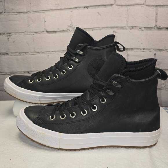 CONVERSE CHUCK TAYLOR ALL STAR WATERPROOF BOOT HI BLACK LEATHER SIZE 10.5 EUC - Picture 1 of 11